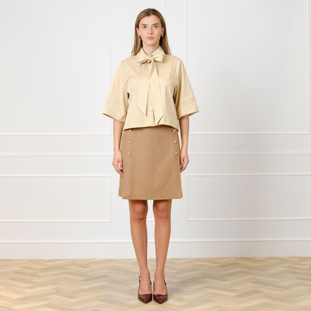 Skirt with detachable front panel made of virgin wool